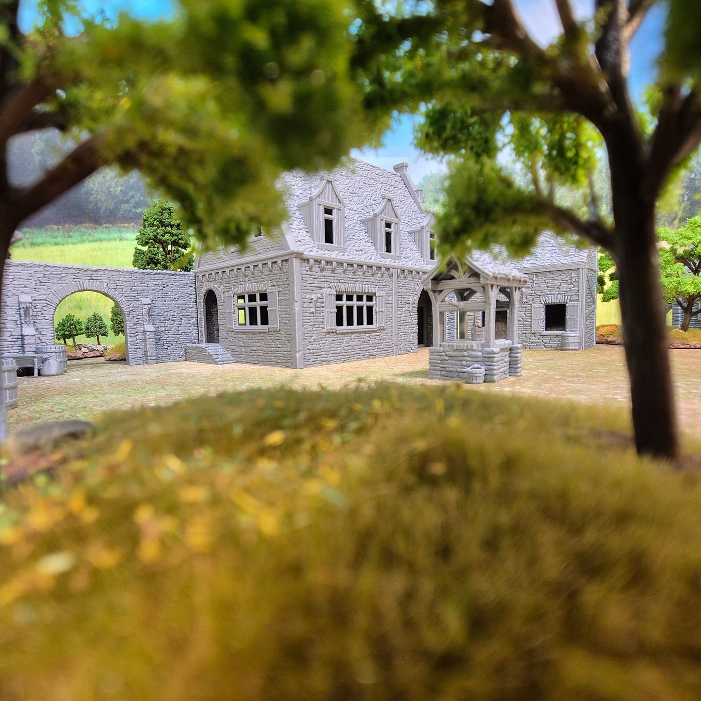 Roadside Inn - Set of 3 Buildings with Wall