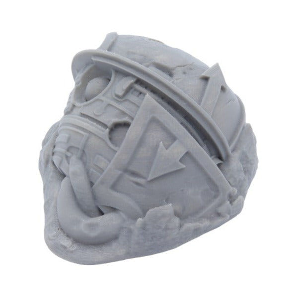 Destroyed Titan Helmet Set