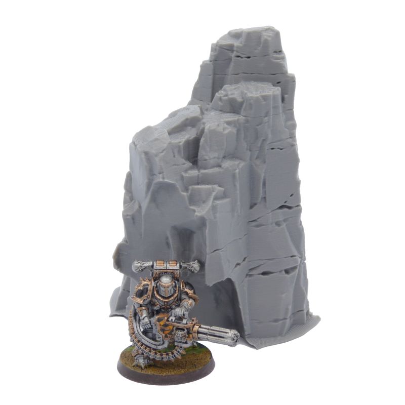 Tall Spike Linker Front View